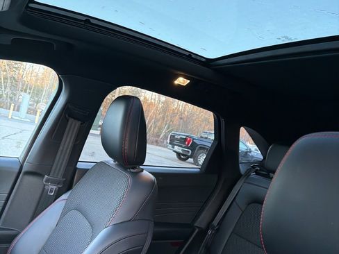 Certified 2023 Ford Escape ST-Line Select w/ Tech Pack #1 image 19