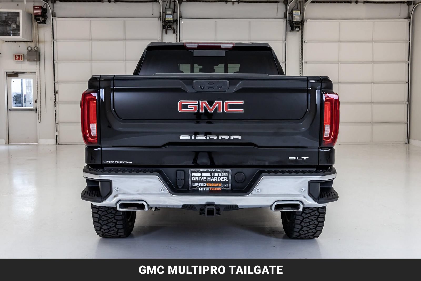 Used 2024 GMC Sierra 1500 SLT AWD/4WD image 9