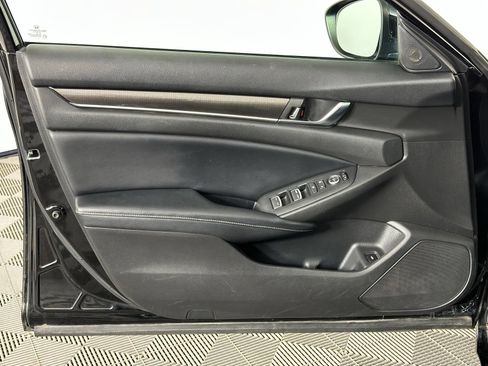 Used 2022 Honda Accord Sport image 30