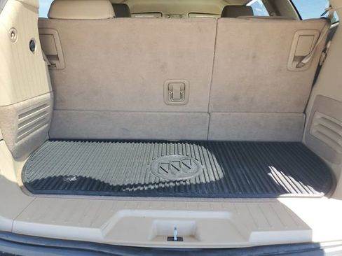 Used 2011 Buick Enclave CXL FWD image 7