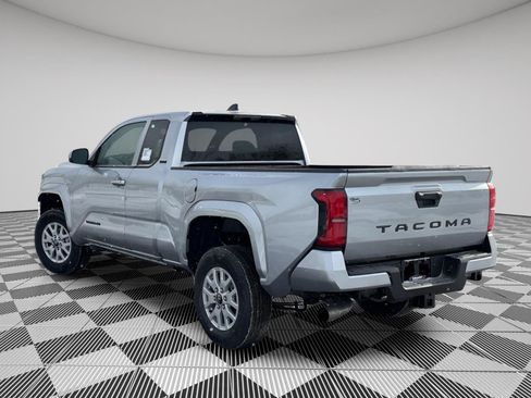 New 2026 Toyota Tacoma SR5 image 12