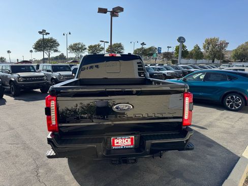 Used 2023 Ford F350 Lariat w/ Lariat Ultimate Package AWD/4WD image 4
