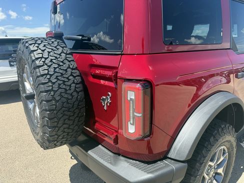 New 2025 Ford Bronco Badlands image 29