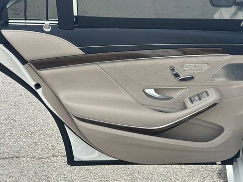 Used 2016 Mercedes-Benz S 550 Sedan image 23
