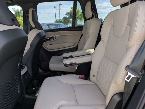 New 2026 Volvo XC90 T8 Plus image 15