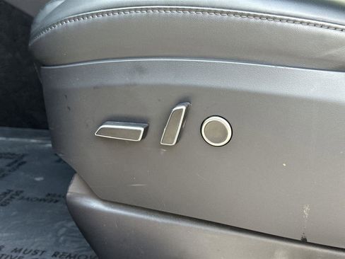 Used 2023 Tesla Model X Plaid image 23