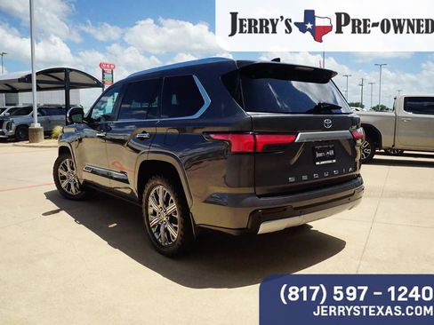 Used 2024 Toyota Sequoia Capstone AWD/4WD image 2