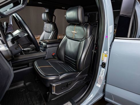 Used 2024 Ford F250 Platinum w/ Tremor Off-Road Package image 30