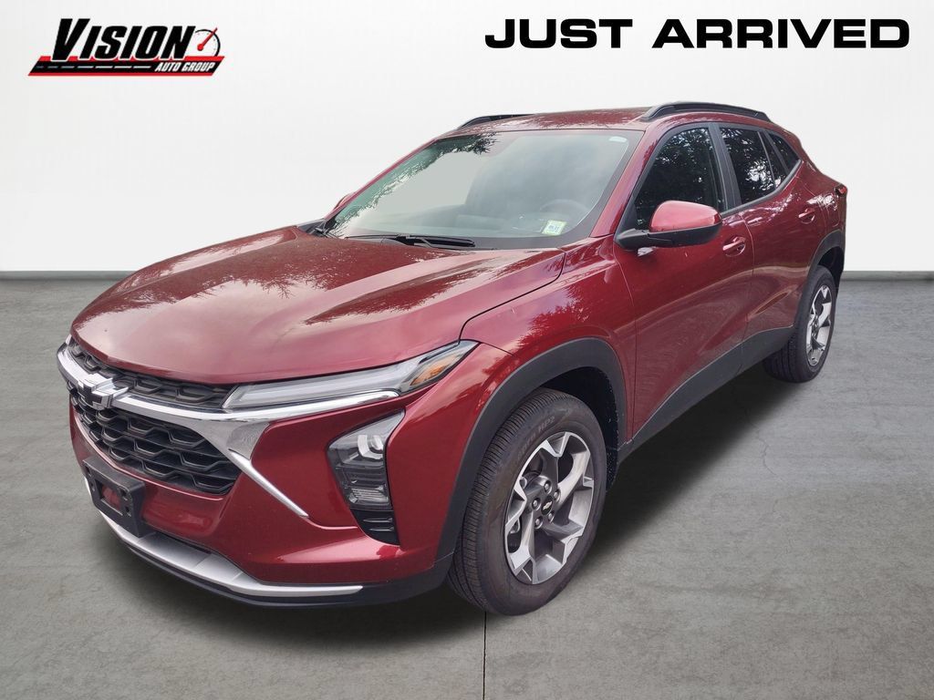 Used 2024 Chevrolet Trax LT w/ Driver Confidence Package FWD 360° Tour