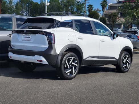 New 2026 Nissan Kicks SV w/ Cold Weather Package image 2