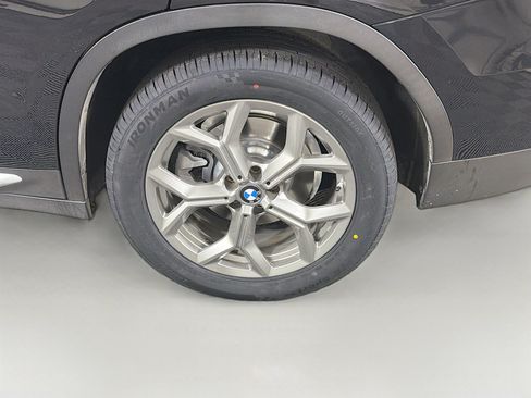 Used 2021 BMW X3 sDrive30i w/ Premium Package RWD image 11