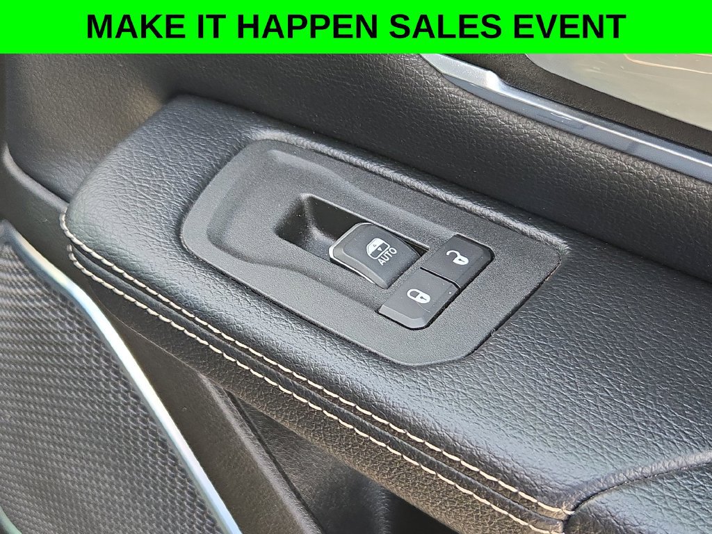 Used 2025 RAM 1500 Laramie w/ Sport Appearance Package AWD/4WD image 30