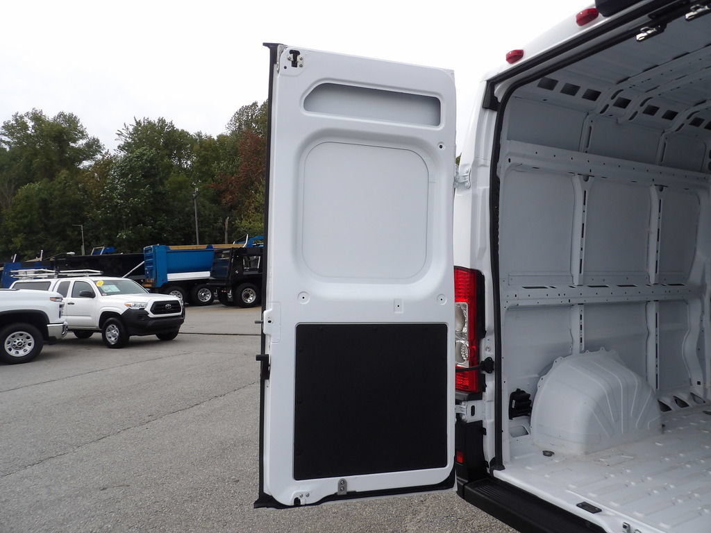 Used 2026 RAM ProMaster 2500 w/ Convenience Group FWD image 38