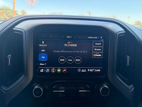 Used 2020 Chevrolet Silverado 2500 LTZ w/ LTZ Plus Package image 34