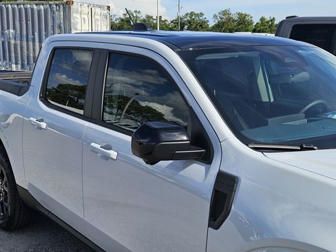 New 2025 Ford Maverick Lariat w/ Black Appearance Package image 11