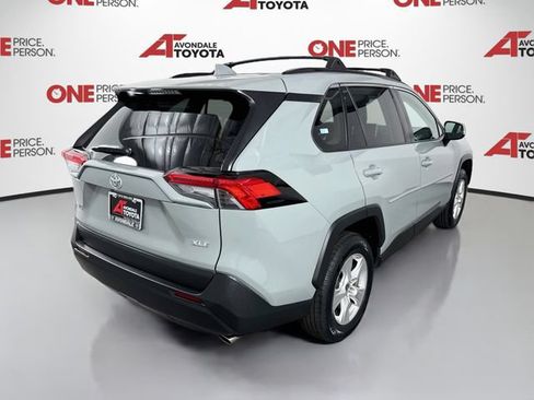Certified 2021 Toyota RAV4 XLE w/ Convenience Package FWD image 8