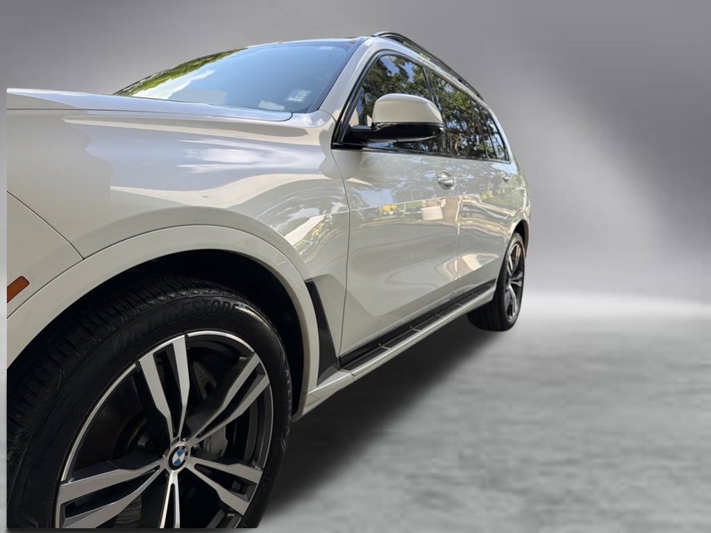 Used 2026 BMW X7 xDrive40i w/ Executive Package AWD/4WD image 17