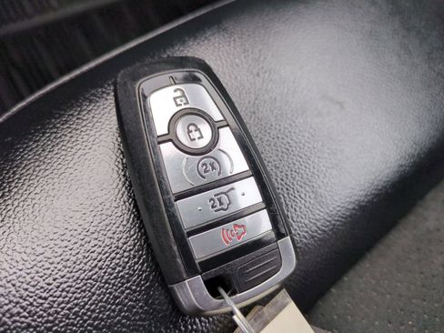 Used 2024 Ford Edge ST-Line image 39