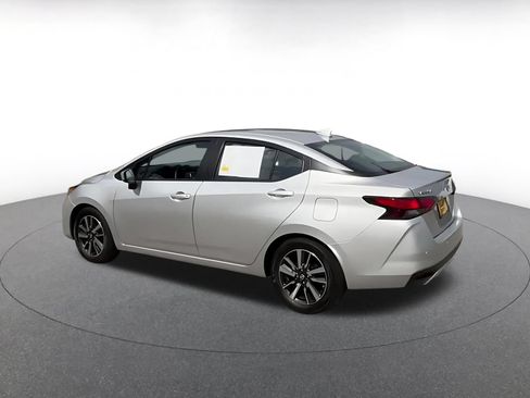 Used 2025 Nissan Versa SV FWD image 10