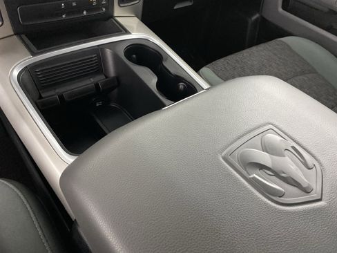 Used 2017 RAM 1500 Big Horn image 32