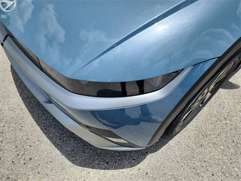 New 2025 Hyundai Ioniq 5 SE image 6