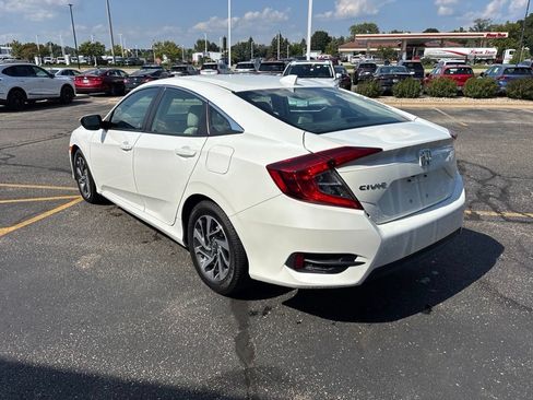 Used 2017 Honda Civic EX image 5