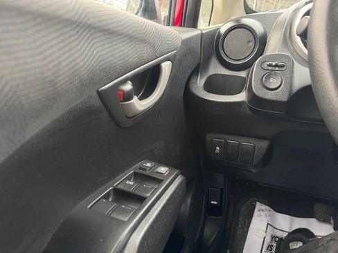 Used 2013 Honda Fit Hatchback 4D image 22