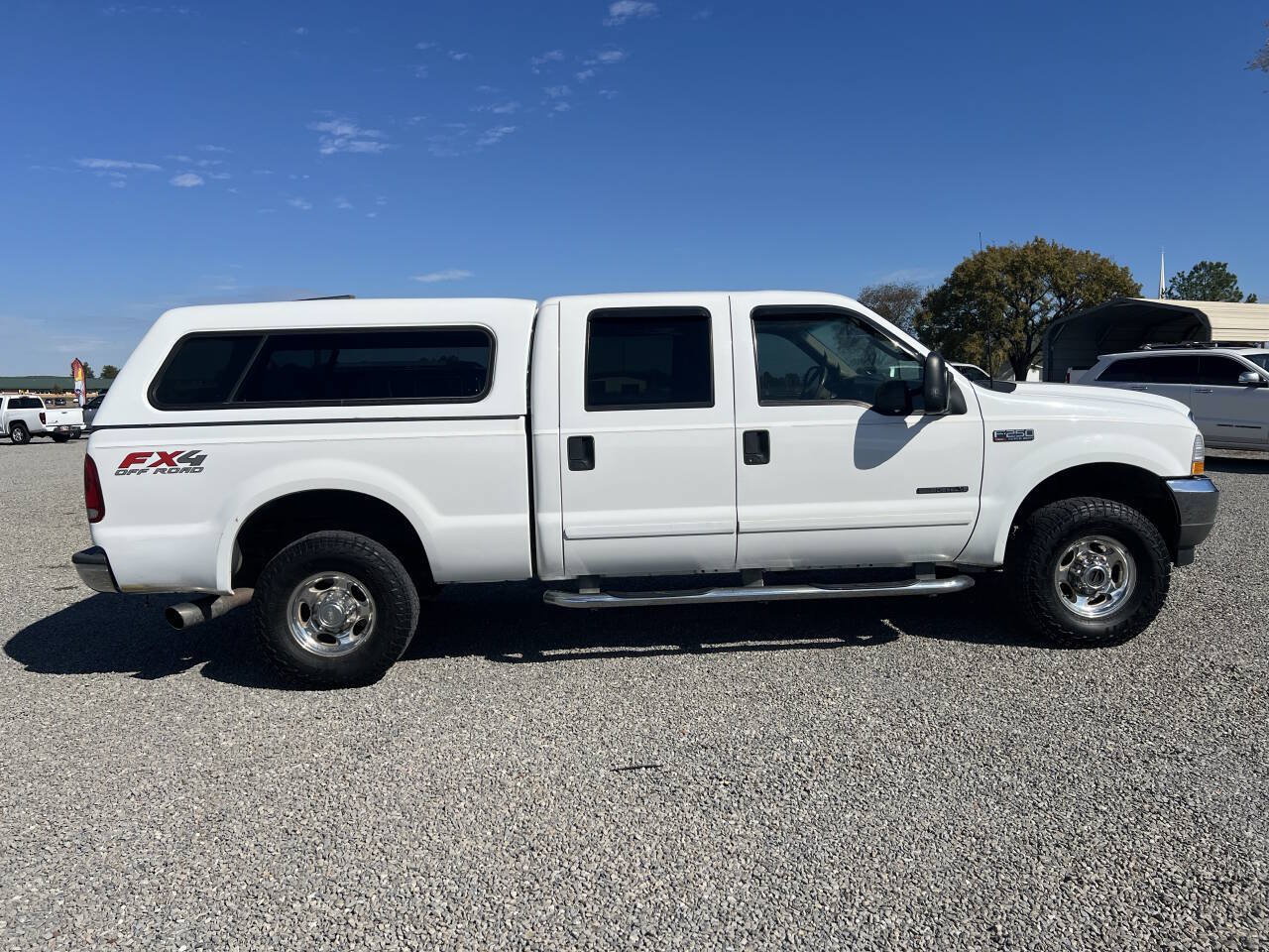 Used 2003 Ford F250 Lariat AWD/4WD image 4