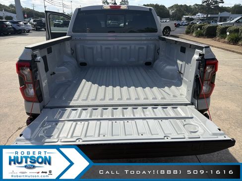 New 2026 Ford Ranger XLT w/ Equipment Group 301A High AWD/4WD image 8