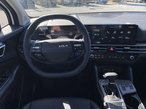 New 2026 Kia Sportage EX image 22