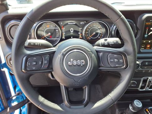 Used 2023 Jeep Wrangler Unlimited Sport AWD/4WD image 11