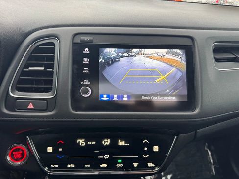 Used 2019 Honda HR-V EX image 22