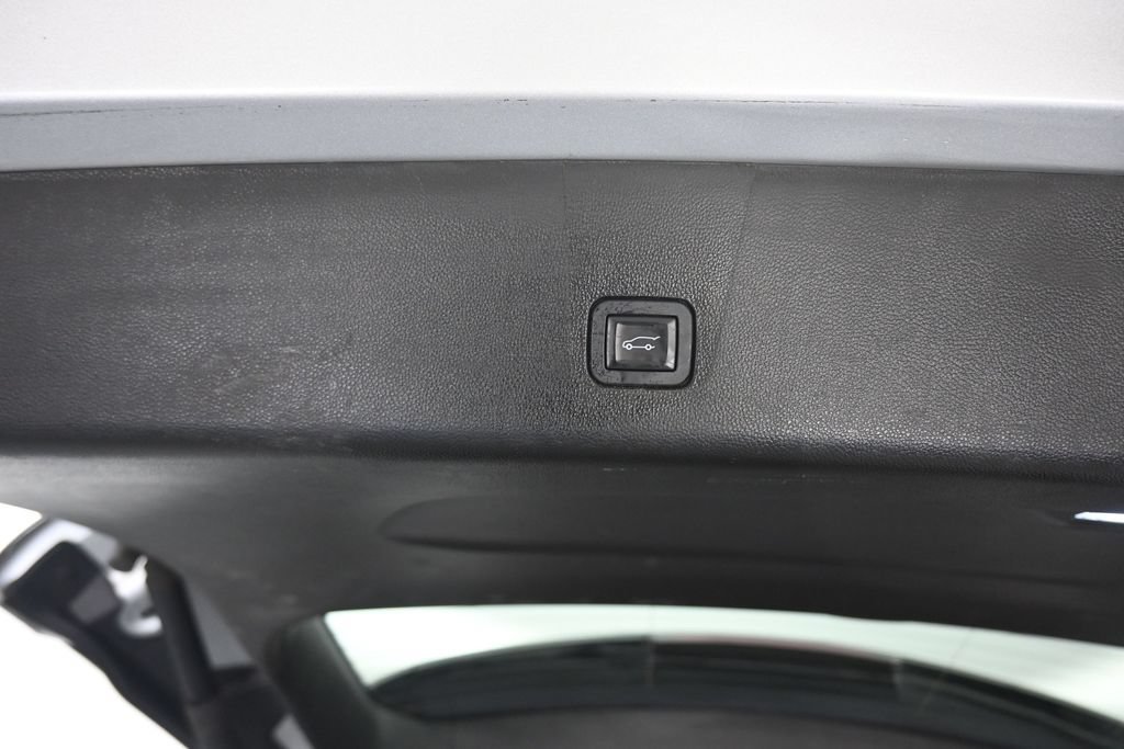 Used 2019 Chevrolet Traverse LT w/ LT Premium Package AWD/4WD image 56