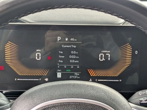 Used 2025 Kia Carnival LXS image 18