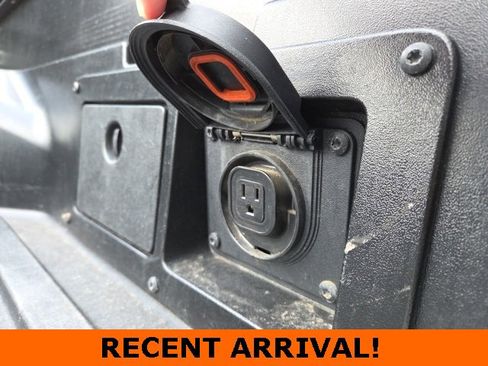 Used 2021 Toyota Tacoma TRD Off-Road image 21