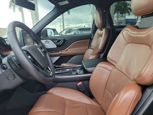 Certified 2020 Lincoln Aviator Reserve w/ Equipment Group 202A AWD/4WD image 26