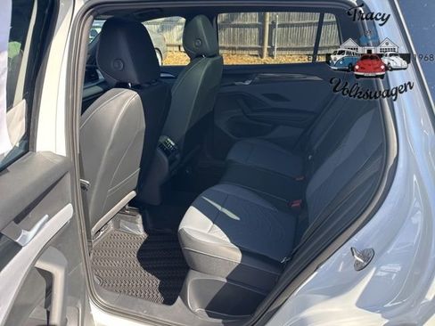 New 2025 Volkswagen Tiguan SE R-Line image 21