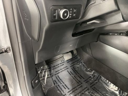 Used 2025 Ford Escape Platinum image 28