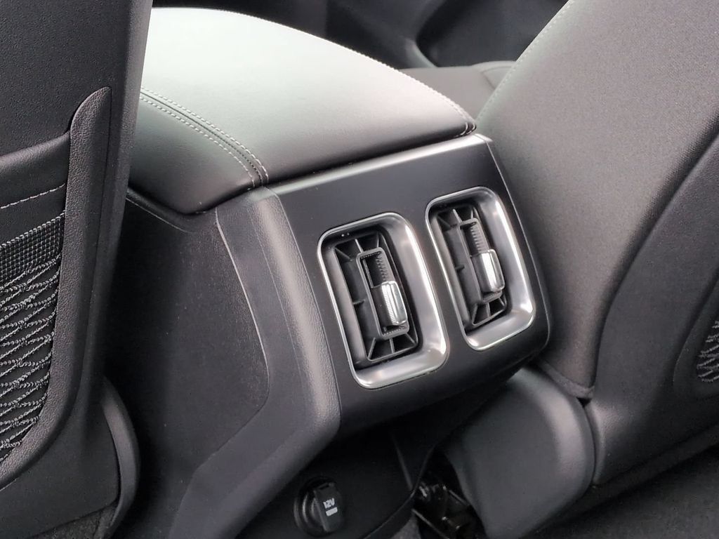 New 2026 Kia Sorento LX FWD image 22