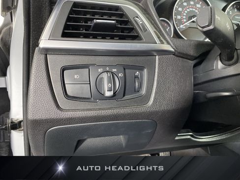 Used 2018 BMW 430i Convertible image 25