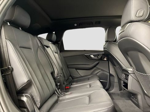 New 2025 Audi Q7 3.0T Premium Plus AWD/4WD image 16