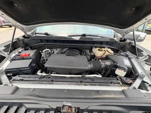 Used 2019 Chevrolet Silverado 1500 LT w/ All-Star Edition AWD/4WD image 32