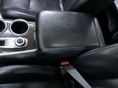 Used 2016 Nissan Pathfinder SL w/ SL Premium Package AWD/4WD image 26