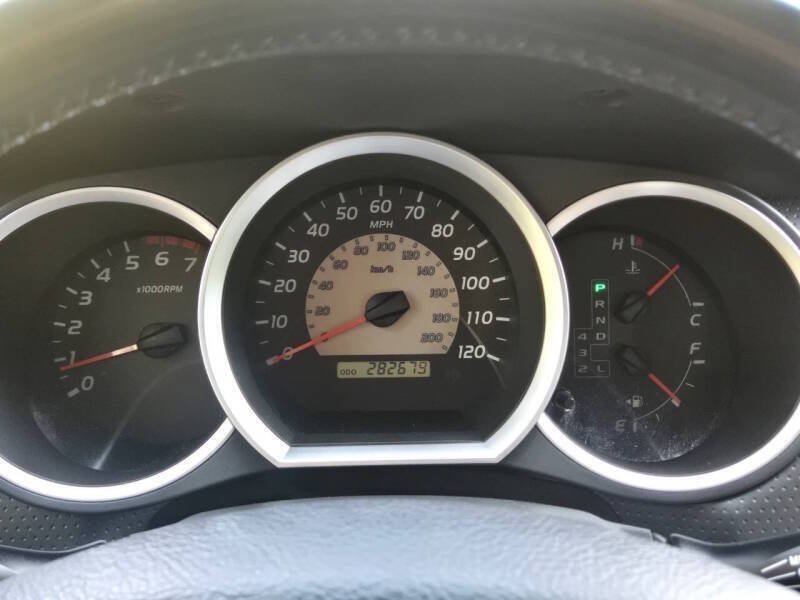 Used 2005 Toyota Tacoma 4x4 Double Cab w/ SR5 Pkg #3 image 18