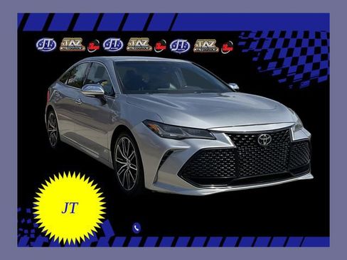 Used 2019 Toyota Avalon Touring image 1