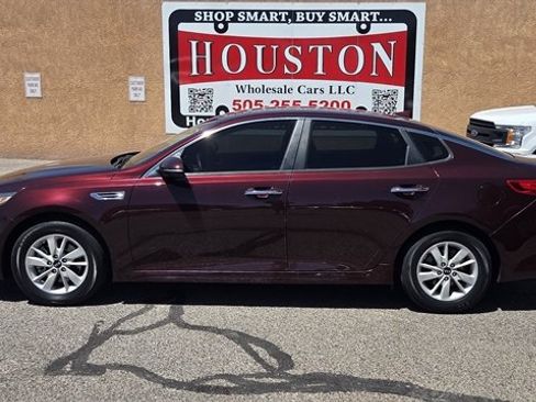 Used 2016 Kia Optima LX FWD image 1