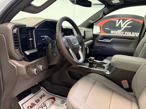 New 2026 GMC Sierra 1500 SLT w/ SLT Premium Plus Package AWD/4WD image 12