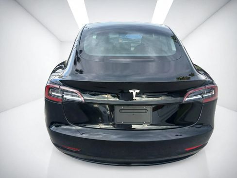 Used 2023 Tesla Model 3 Standard Range RWD image 6