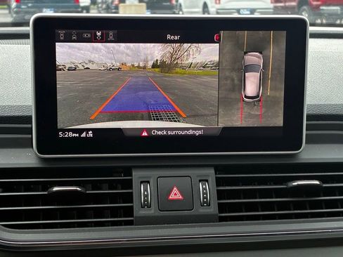 Used 2020 Audi SQ5 Prestige w/ Prestige Package image 31