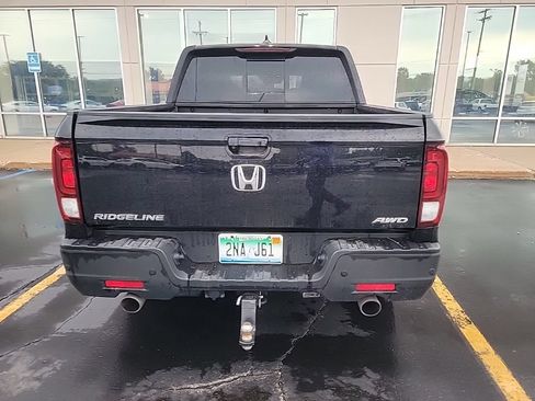 Used 2023 Honda Ridgeline RTL-E image 3